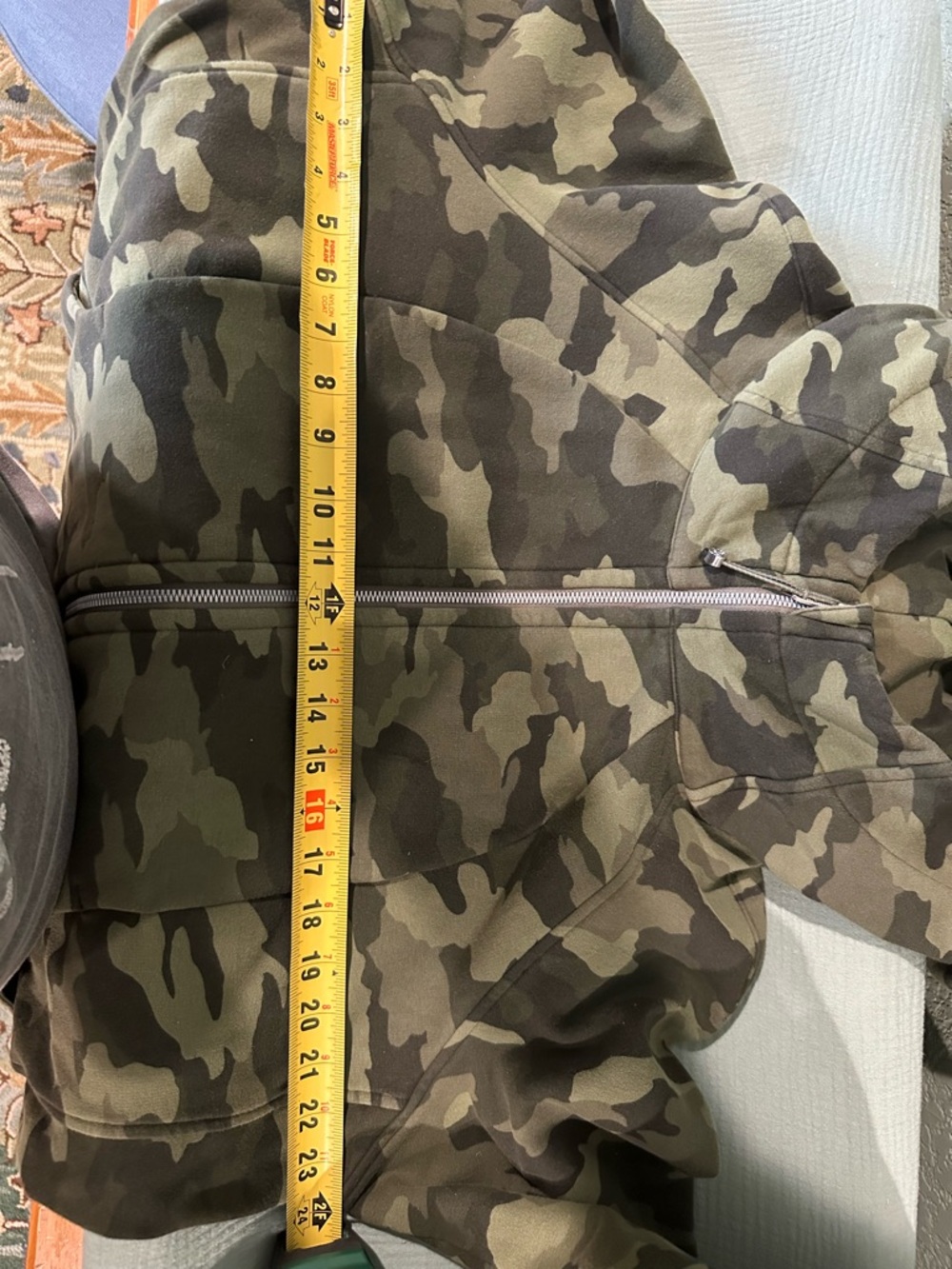 lululemon Women’s Green Camo Full-Zip Hoodie - Picture 6 of 6